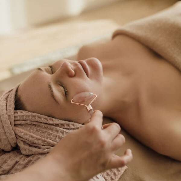 Beauty parlour course near me